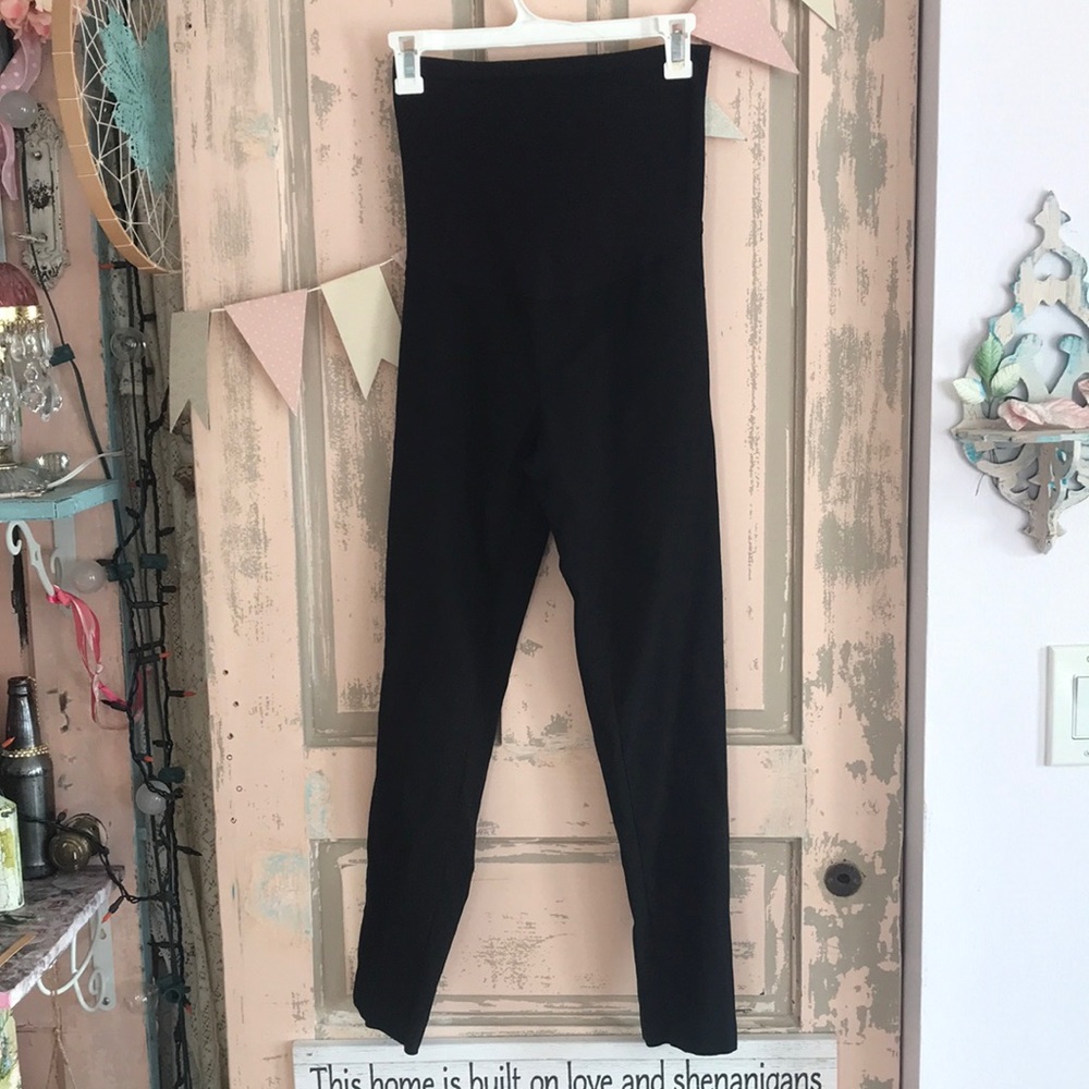 Maternity crop stretch pants